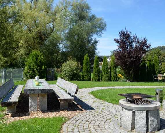 Grillstelle im Garten Hayingen - Anhausen