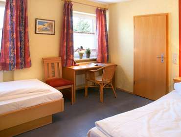 Zweibettzimmer mit eigener Dusche Franzenhof Markhart Deggenhausertal - Azenweiler
