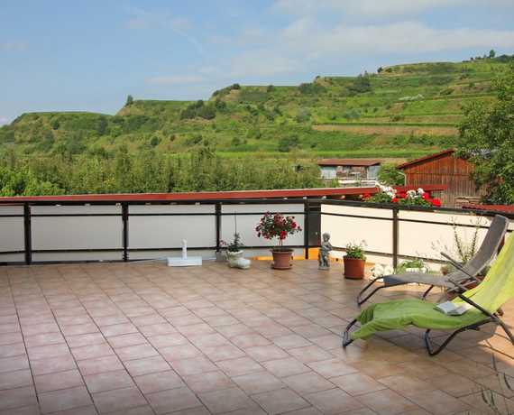 Terrasse für alle Gäste mit Blick in die Weinberge Vogtsburg - Oberbergen