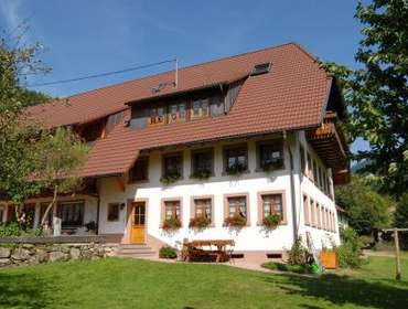Ferien am Schingerhof im Schwarzwald Schingerhof - Familie Hug Simonswald